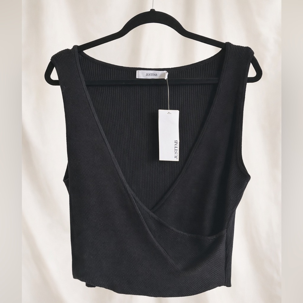 JUSTFAB Black Ribbed Wrap Sleeveless Top – NWT Size:‎ XXL